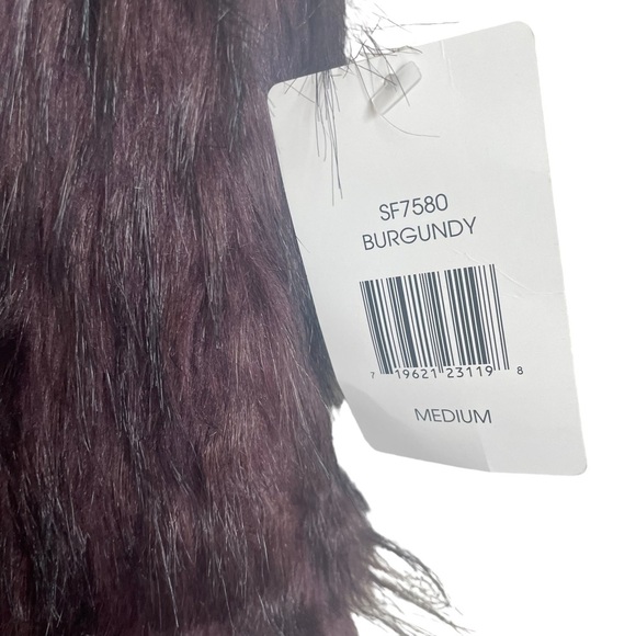 NWT Debby Collection Knit Faux Fur Vest Burgundy Medium - Picture 4 of 7